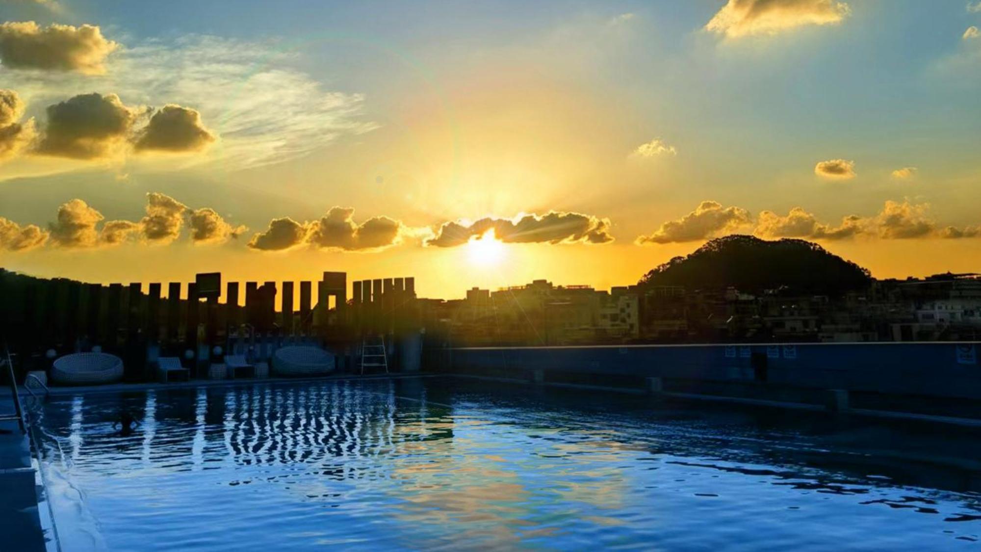 Holiday Inn Guangzhou South Lake Hotel - Ideal For Business & Leisure Εξωτερικό φωτογραφία