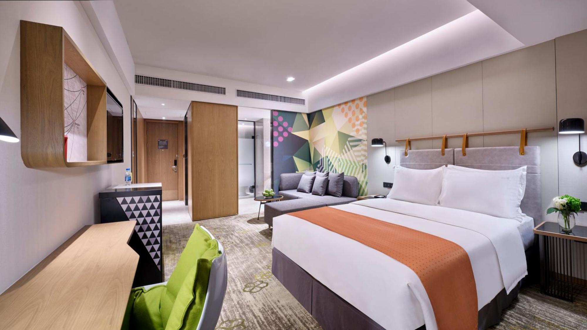 Holiday Inn Guangzhou South Lake Hotel - Ideal For Business & Leisure Εξωτερικό φωτογραφία